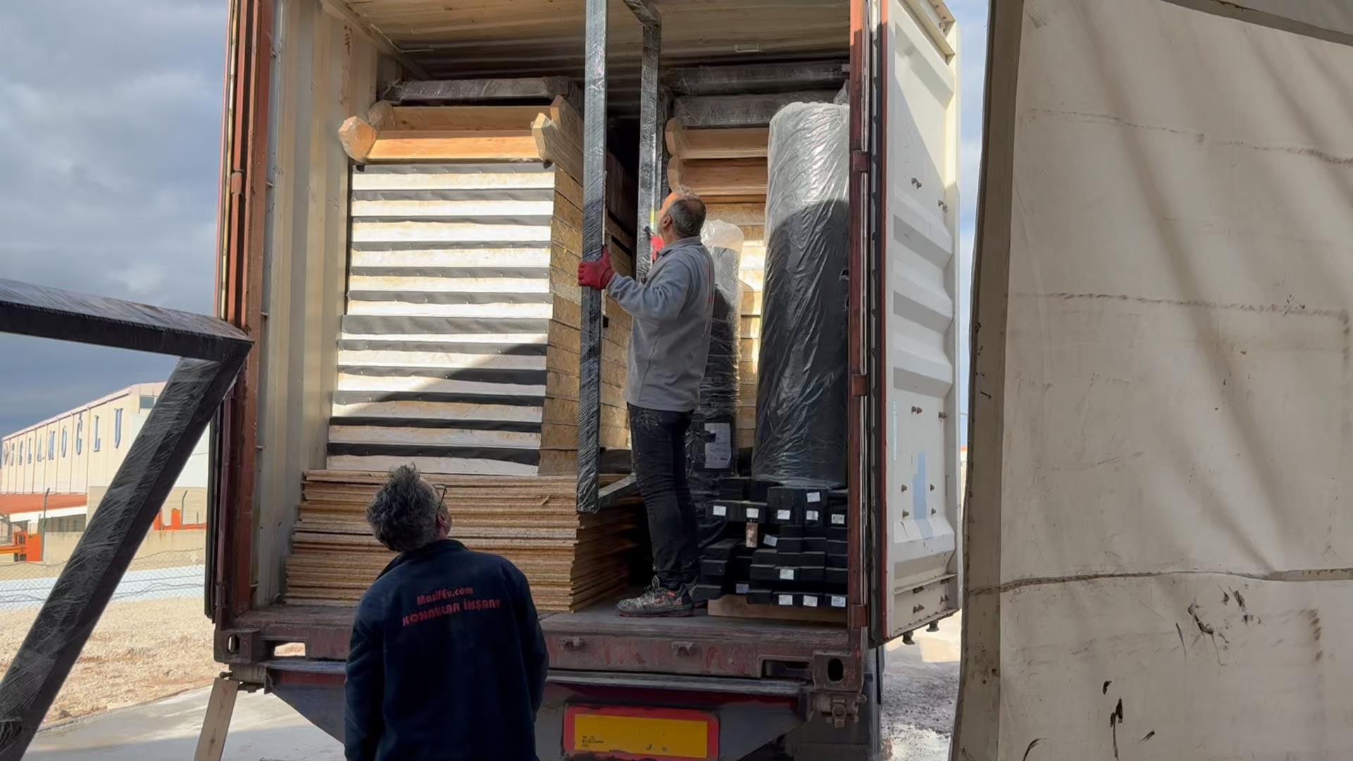 Cabin Kit Shipping Cost: Why Container Use Matters