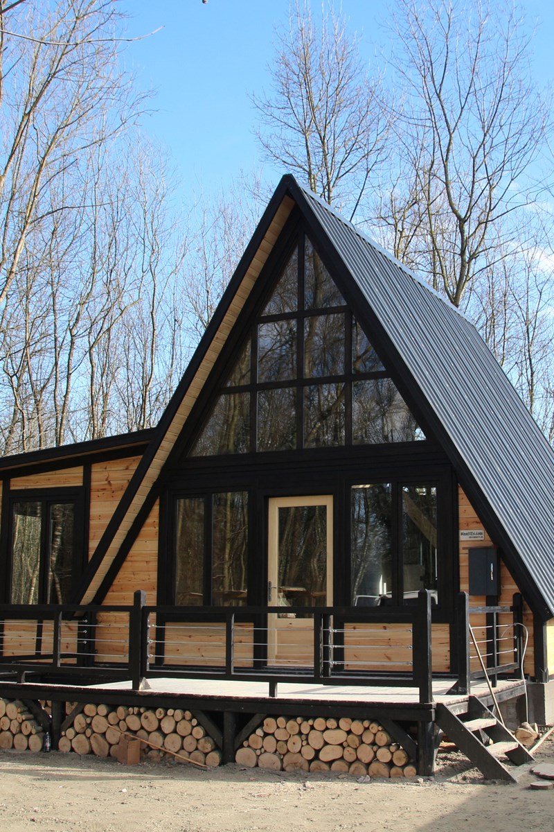 Stella Magna 110 A-frame cabin exterior