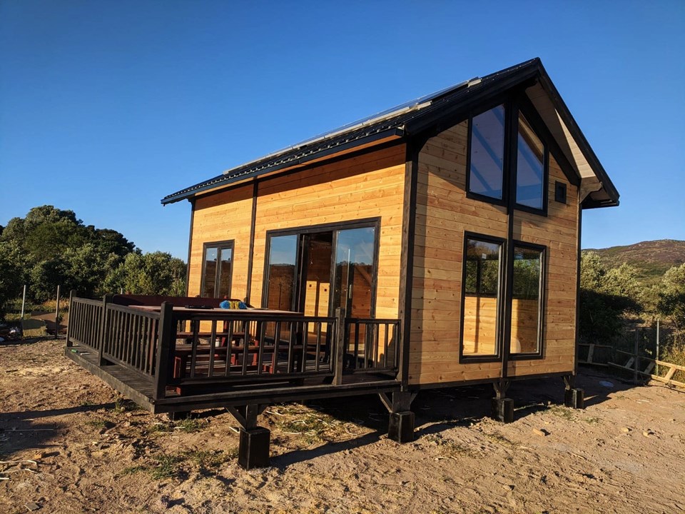 Aries Mini: compact accommodation for individual users.